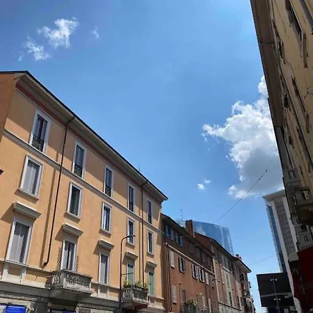 Cozy New Flat In Garibaldi, Isola Apartamento